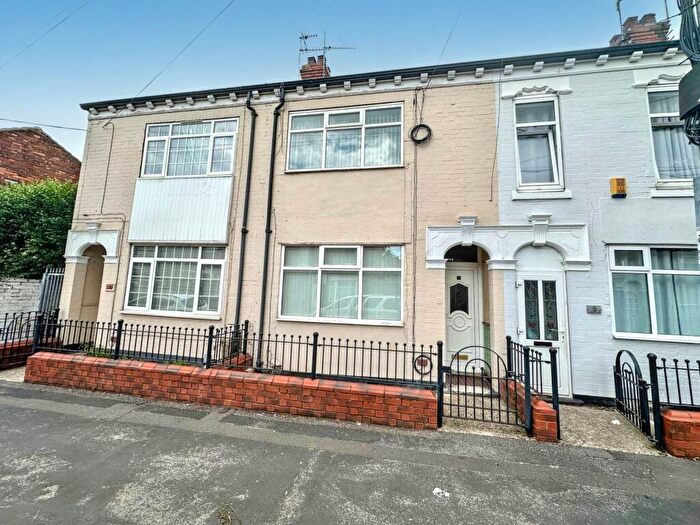 2 Bedroom Terraced House To Rent In Alfonso Street, Hull, HU3