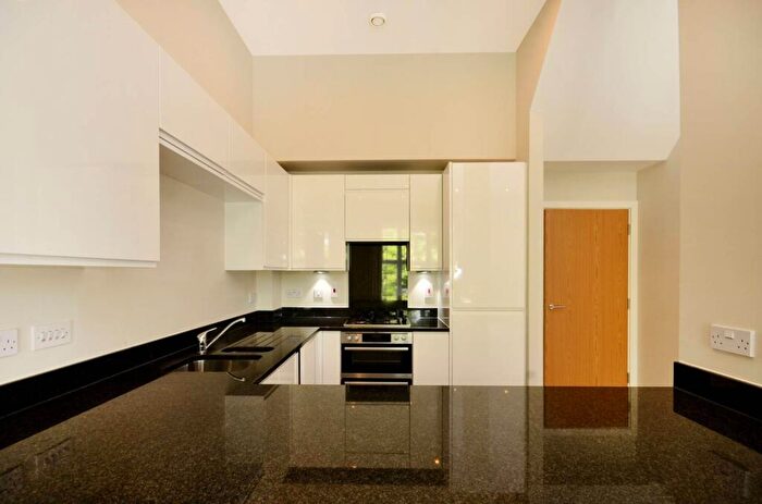 2 Bedroom Flat To Rent In Gresham Park Road, Old Woking, Woking, GU22