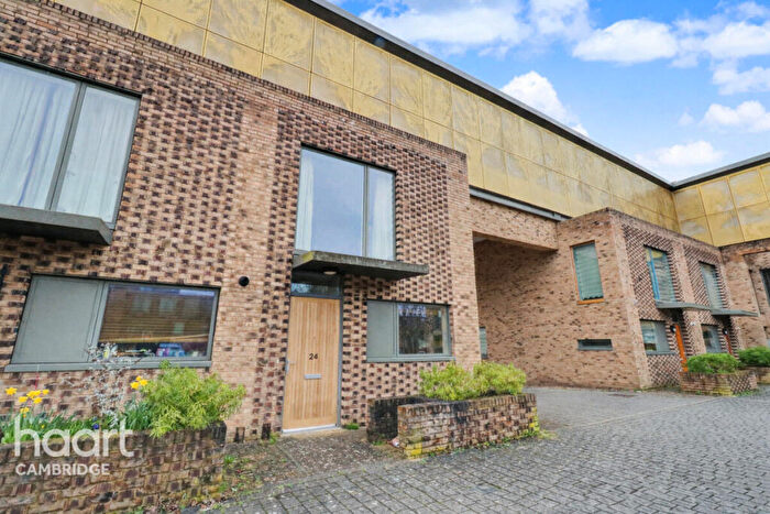 2 Bedroom Terraced House To Rent In Addenbrookes Road, Cambridge, CB2