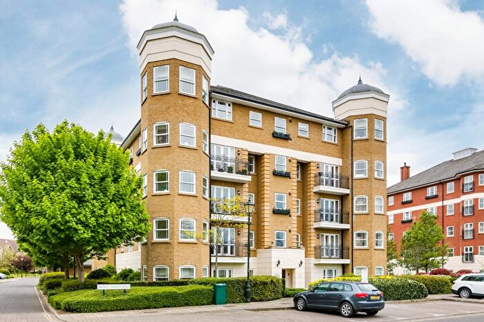 2 Bedroom Flat To Rent In Trinity Church Road, Barnes, SW13