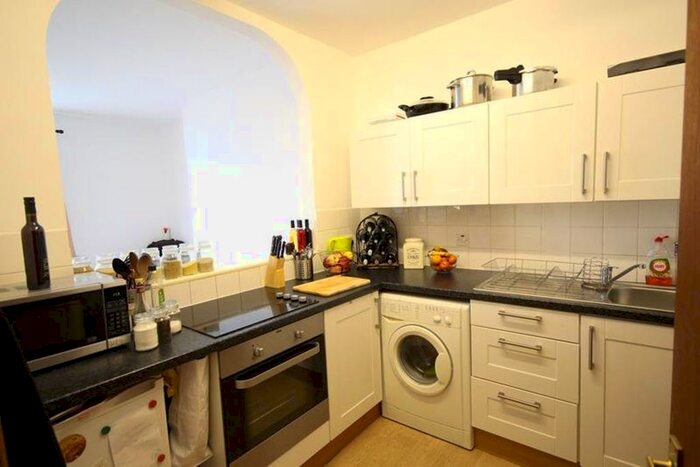 1 Bedroom Flat To Rent In Borth, SY24