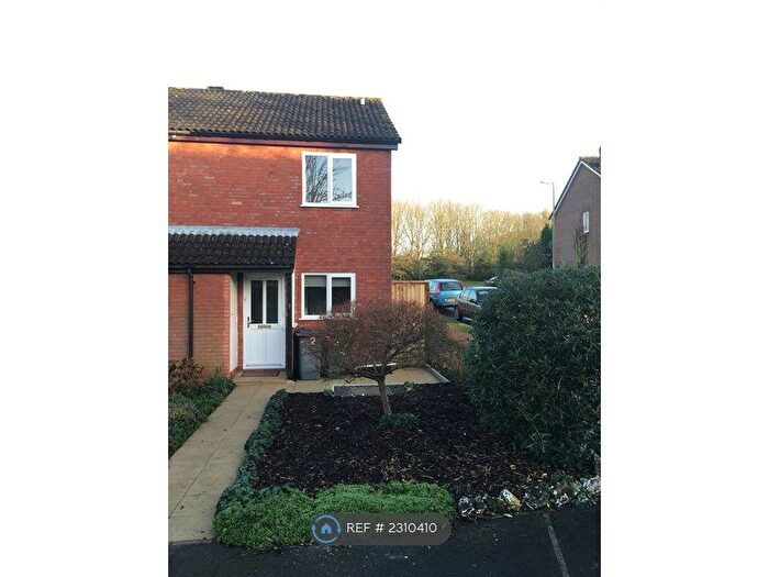 2 Bedroom Terraced House To Rent In Mccartney Walk, Basingstoke, RG22