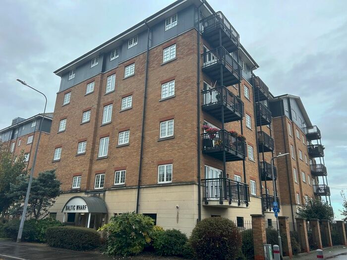 2 Bedroom Flat To Rent In Clifton Marine Parade, Gravesend, DA11