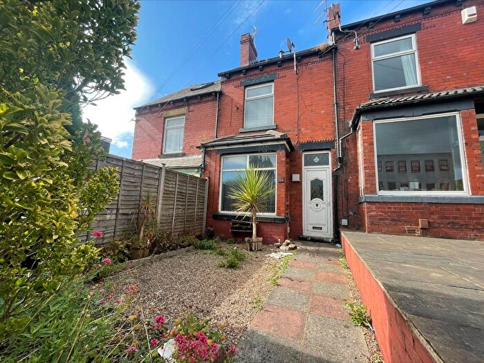 3 Bedroom Detached House To Rent In Low Lane, Horsforth, Leeds, West Yorkshire, LS18