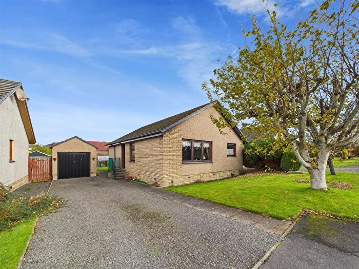 3 Bedroom Detached Bungalow For Sale In Ochil Gardens, Dunning, PH2