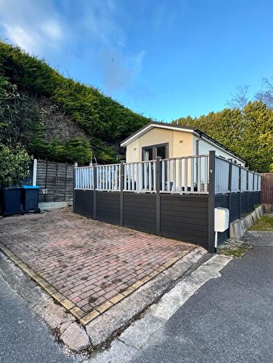 1 Bedroom Park Home For Sale In Alder Avenue, Knaresborough, HG5