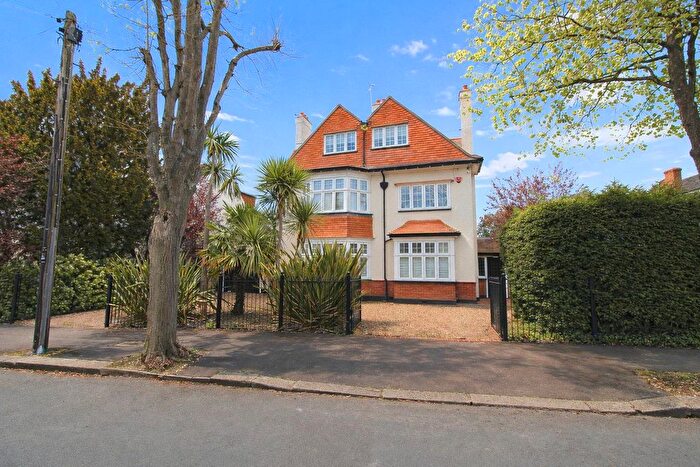 5 Bedroom Detached House For Sale In Mayfield Road, South Sutton, SM2
