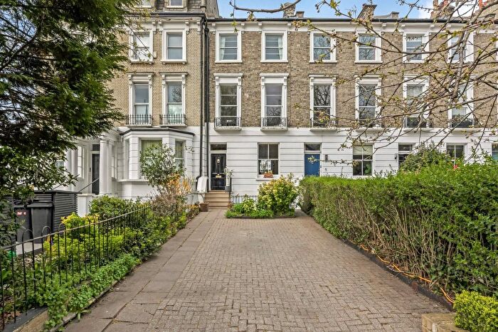 7 Bedroom Terraced House For Sale In North Road, Highgate Village, London, N6