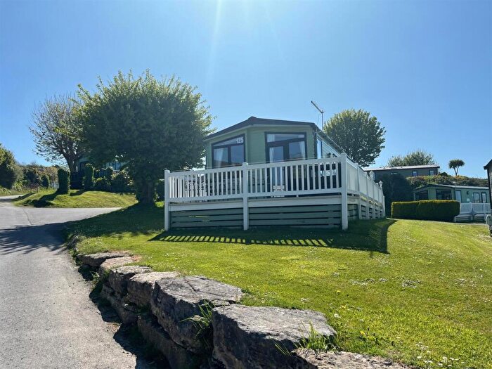 2 Bedroom Mobile Home For Sale In Swanage Coastal Park, Priests Road, Swanage, Dorset, BH19