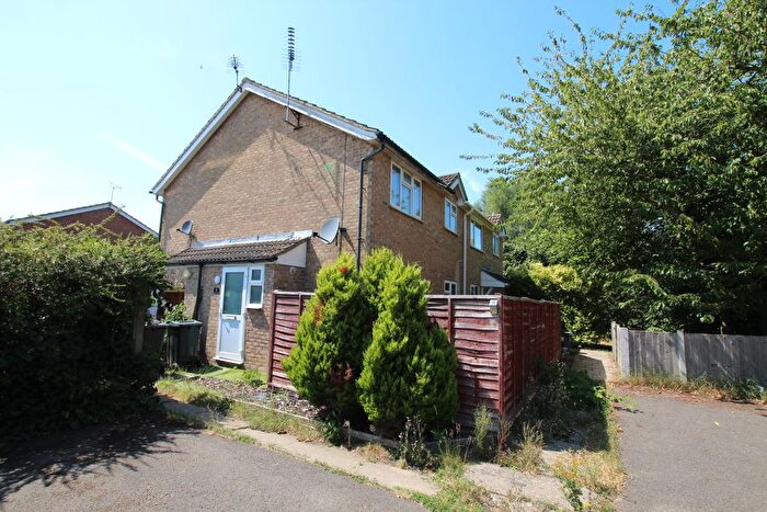 1 Bedroom Terraced House For Sale In Bowens Field, Ashford, TN23