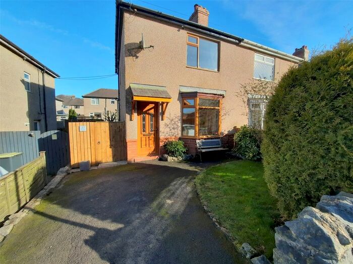 2 Bedroom Semi-Detached House For Sale In Burlow Road, Buxton, SK17