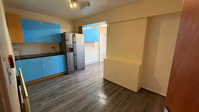 5 Bedroom End Of Terrace House To Rent In Shelley Road, Oxford, OX4