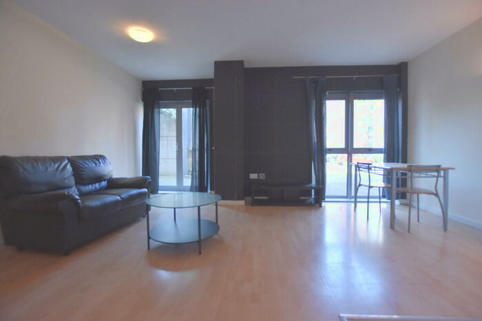 2 Bedroom Apartment To Rent In Portland Square, Arboretum, NG7