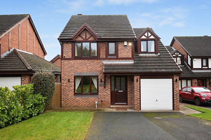4 Bedroom Detached House To Rent In Rochester Drive, Horbury, WF4