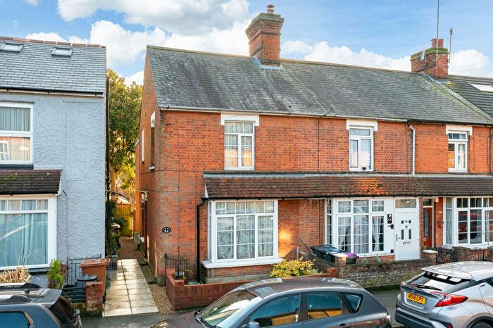 3 Bedroom End Of Terrace House For Sale In Vicarage Road, Ware, SG12