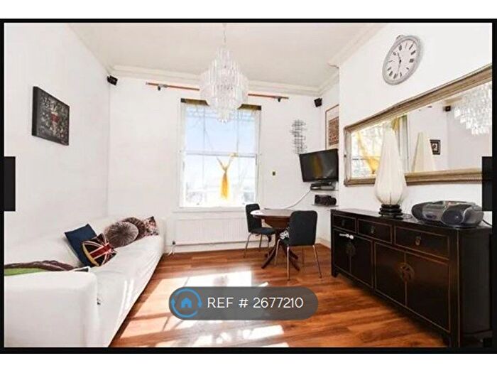 2 Bedroom Flat To Rent In Bow Road, London, E3