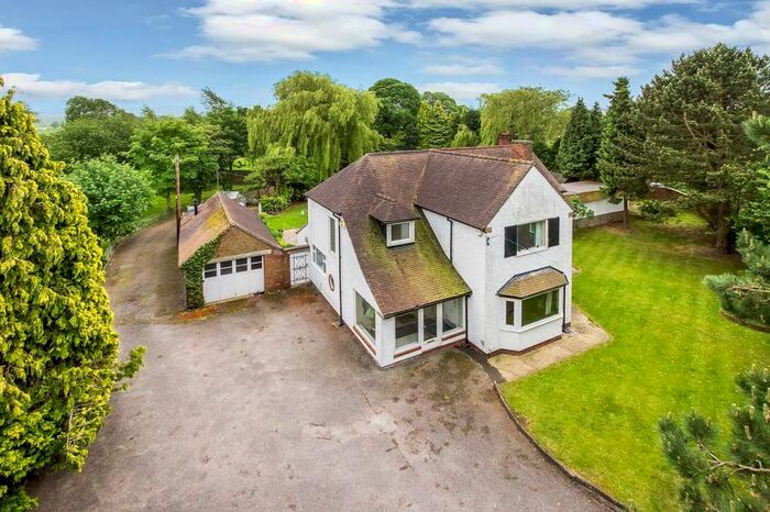 4 Bedroom Detached House For Sale In Wall Hill, Congleton, CW12