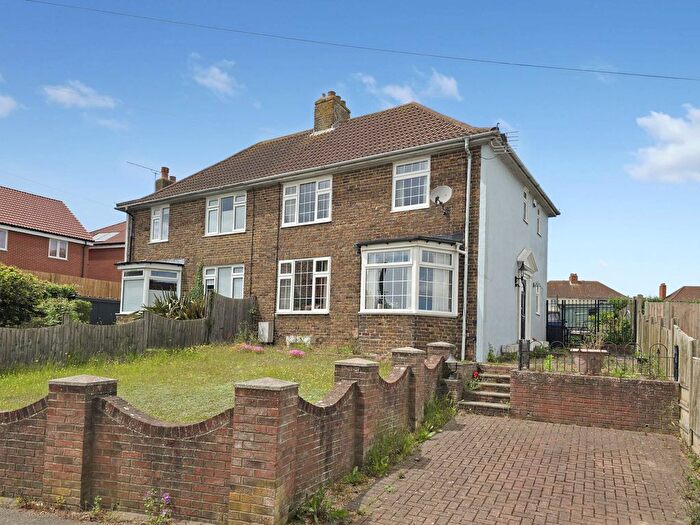 3 Bedroom Semi-Detached House For Sale In Burgess Road, Aylesham, CT3