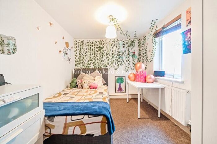 2 Bedroom Apartment To Rent In Dartmouth Road London, SE26