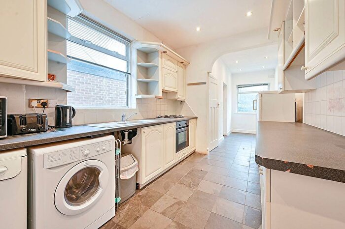 5 Bedroom Property For Sale In Tring Avenue, Ealing Common, London, W5