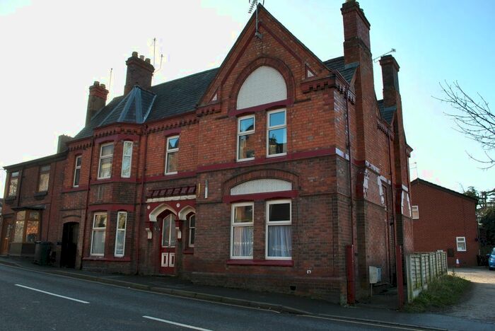 1 Bedroom Flat To Rent In Bargates, Whitchurch, Shropshire, SY13