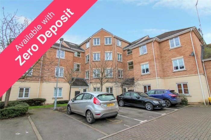 2 Bedroom Flat To Rent In Swan Close, Swindon, SN3