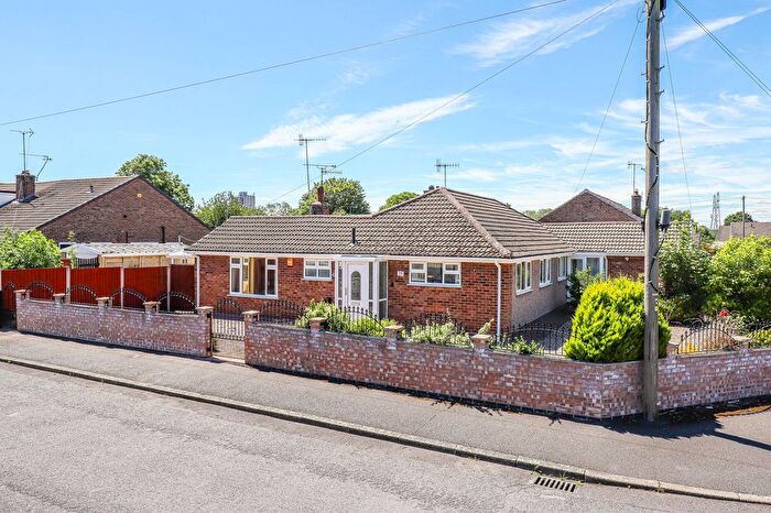 2 Bedroom Semi-Detached House For Sale In Five Acres, Nottingham, NG11