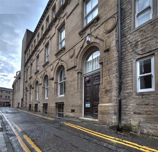 1 Bedroom Apartment To Rent In - Chancery Lane, Huddersfield, HD1