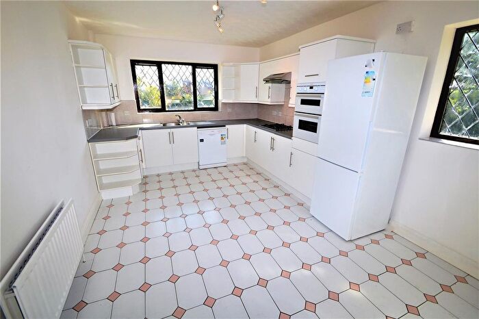 3 Bedroom Property To Rent In Skelton Road, London, E7