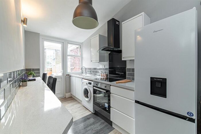 3 Bedroom Terraced House To Rent In Copland Terrace, Shieldfield, Newcastle Upon Tyne, NE2