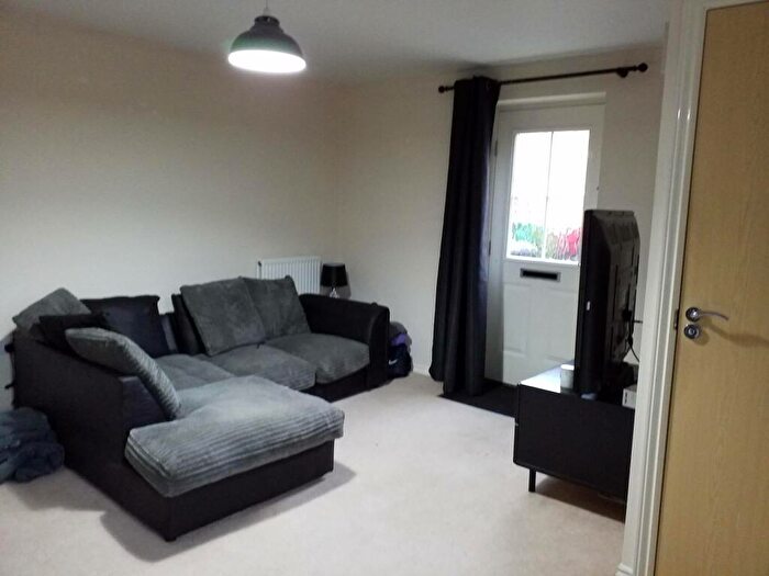 1 Bedroom Semi-Detached House To Rent In St. Martins Close, Swadlincote, DE11