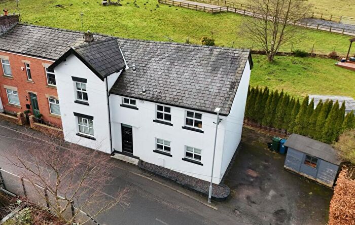 4 Bedroom Semi Detached House For Sale In Knowsley Road, Wilpshire, BB1