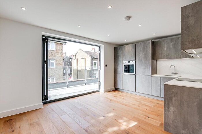 3 Bedroom Apartment For Sale In Marquis Road, Camden, NW1