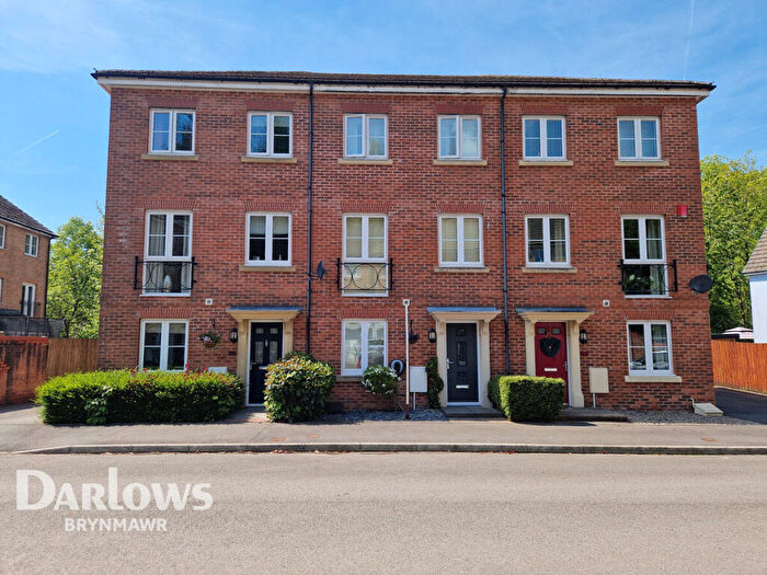 4 Bedroom Town House For Sale In Heol Cae Ffwrnais, Ebbw Vale, NP23