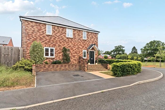3 Bedroom Semi-Detached House For Sale In Ashford Hill, Hampshire, RG19