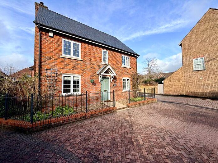 4 Bedroom Detached House For Sale In Patterson Court, No Chain, HP10