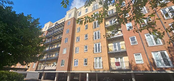 2 Bedroom Apartment To Rent In Squires Court, Bedminster, BS3