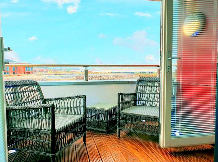 1 Bedroom Flat To Rent In Aurora, Trawler Road, Maritime Quarter, SA1