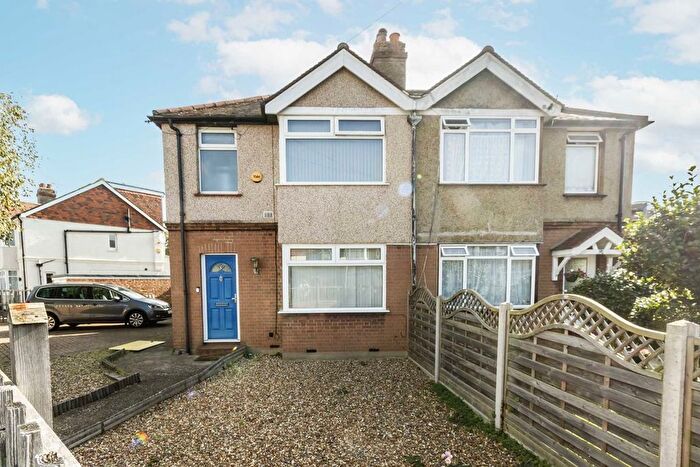 3 Bedroom Property To Rent In Rosslyn Avenue, Feltham, TW14