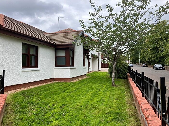 3 Bedroom Flat To Rent In Netherlee Lane, Netherlee, Glasgow, G44