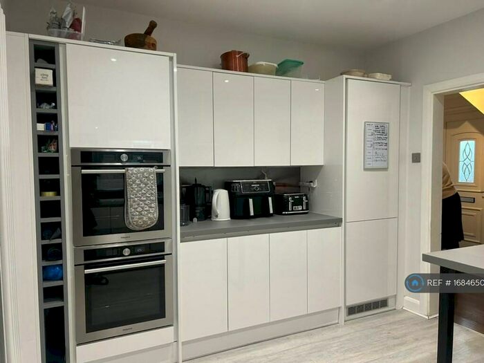 3 Bedroom Semi-Detached House To Rent In Berry Green, Stretham, Ely, CB6