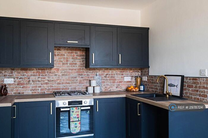 2 Bedroom Flat To Rent In Newport Road, Cardiff, CF24
