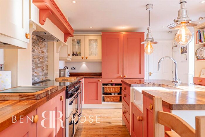 3 Bedroom Semi-Detached House For Sale In Wardle Court, Whittle-Le-Woods, Chorley, PR6