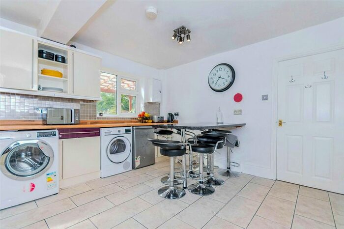 7 Bedroom Detached House For Sale In Ashbrook Farm Close, Stockport, Greater Manchester, SK5