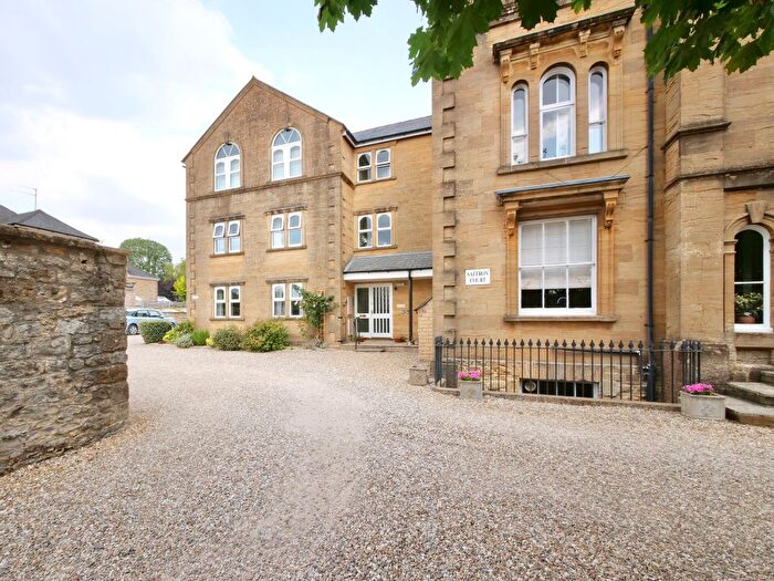 2 Bedroom Flat For Sale In Saffron Court, The Avenue, Sherborne, DT9
