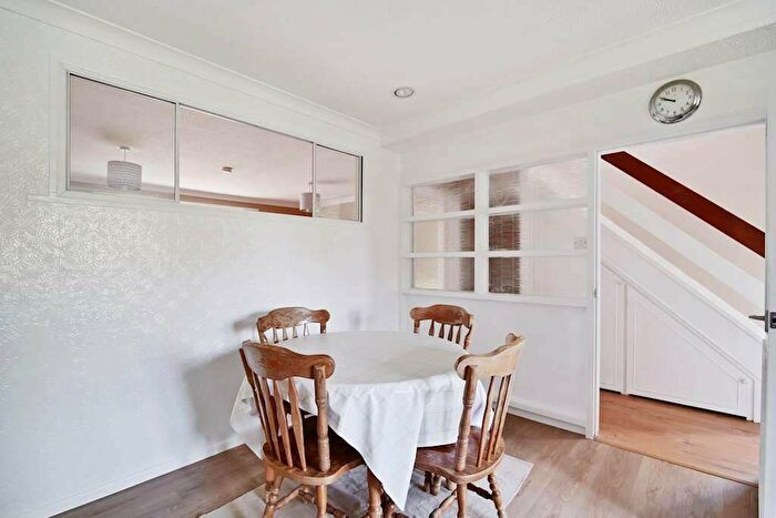 4 Bedroom House To Rent In Bell Meadow, Upper Sydenham, SE19