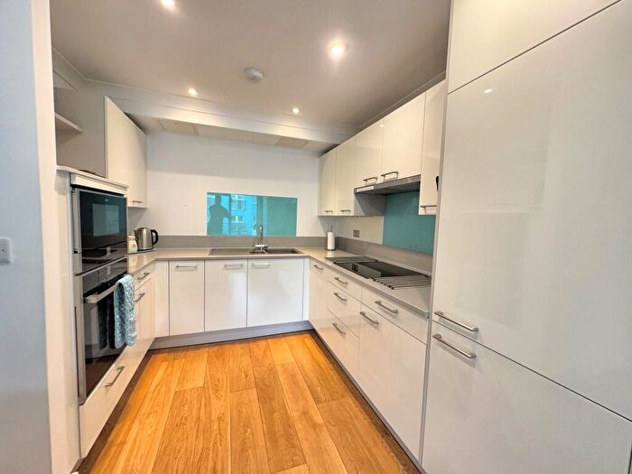 2 Bedroom Apartment For Sale In Pierhead, Exmouth, EX8