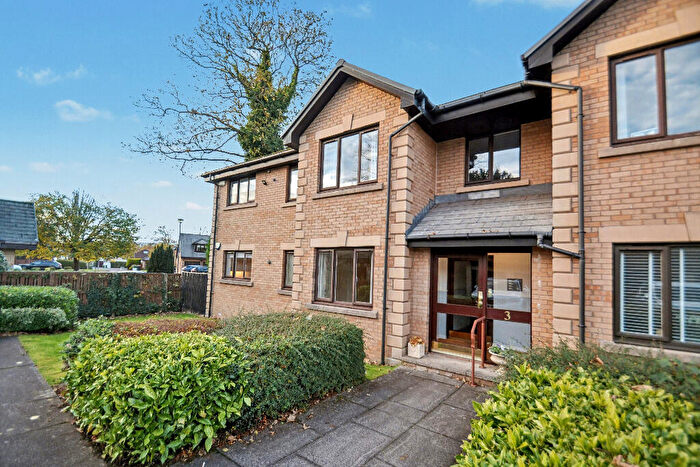 3 Bedroom Flat To Rent In A Briar Grove, Newlands, Glasgow, G43