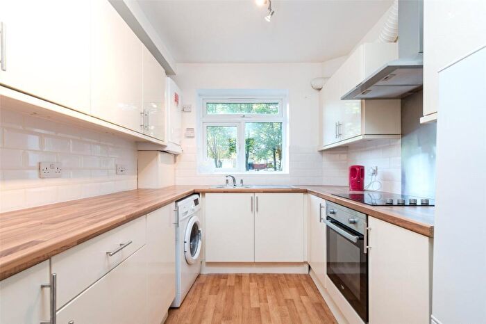 1 Bedroom Flat To Rent In Lansdowne Road, N17