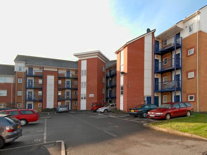 1 Bedroom Flat To Rent In Kennet Walk, Kenavon Drive, Reading, RG1